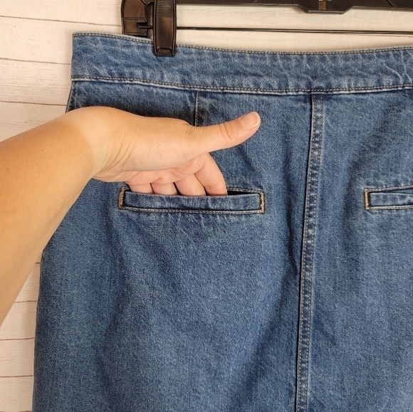 WE THE FREE FRONT POCKET BUTTON FRONT DENIM SKIRT, SZ 31 - Picture 6 of 13